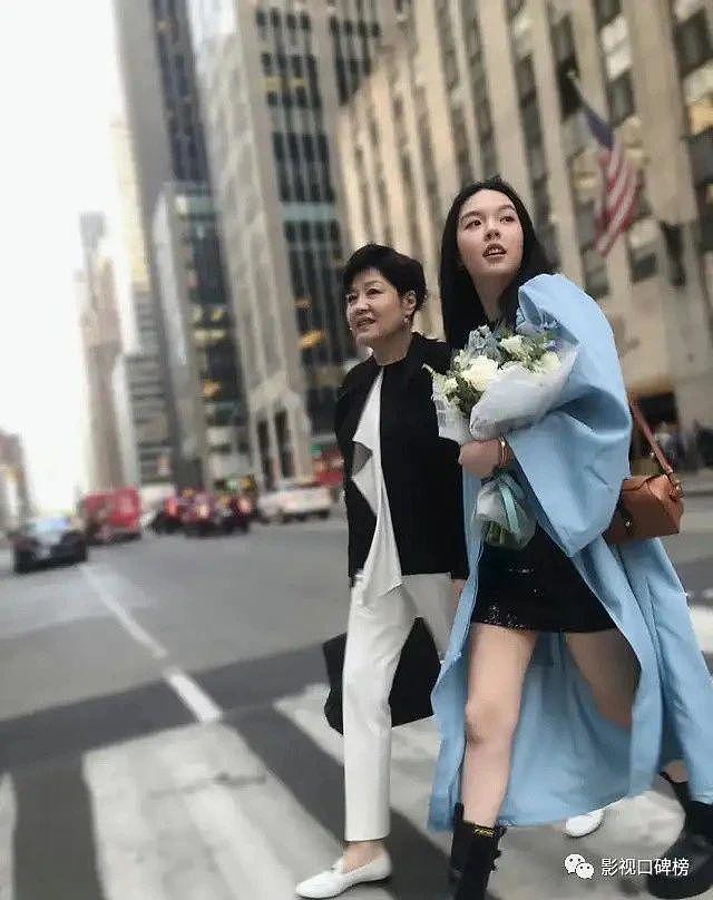 女儿提前毕业，哈文时隔 5 年回国：家长比娃更开心 - 5