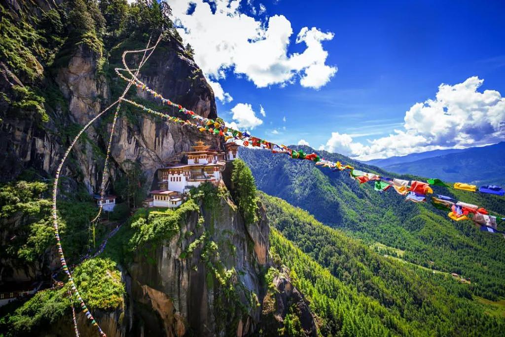 亚洲颜值天花板的不丹王室，一生爱一人的故事是真的吗 - 4