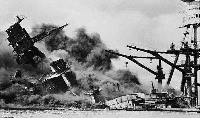 偷袭珍珠港成功，日军举国欢庆，山本五十六却哀叹：日本败局已定 - 3