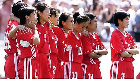 中国女足史话：99年女足世界杯，铿锵玫瑰热血抗美 - 5