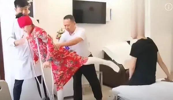 64 岁杨丽萍最新编排舞剧造型引发“不雅”争议 - 28
