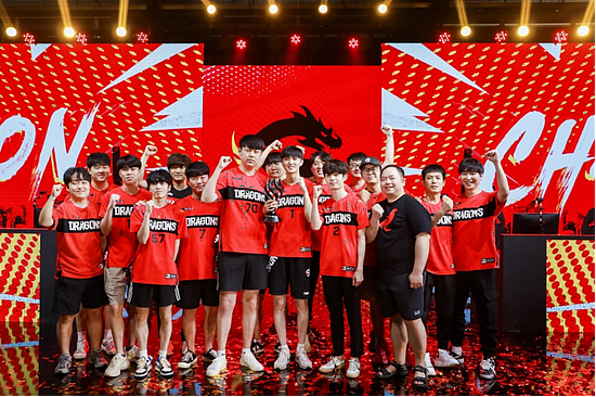 上海龙之队扭转乾坤，赢得2021赛季《守望先锋联赛》总冠军 - 1