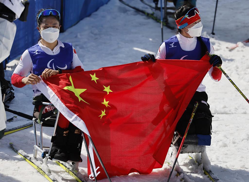 已狂揽七金！四川选手杜天揭秘中国残奥越野滑雪大捷原因 - 1