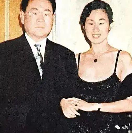 刘銮雄被逼道歉，史上最硬核前女友携俩私生子回归！ - 35