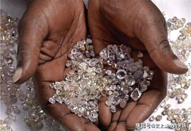 非洲人纳闷：非洲钻石又大又便宜，为什么游客都不愿买？ - 4