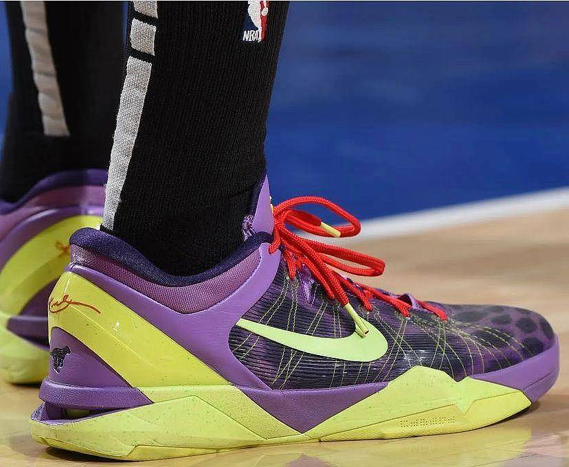 NBA球员上脚：德罗赞穿Kobe10，NCAA的球鞋很帅！ - 10