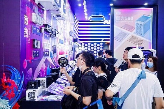 2023 ChinaJoy走进Cooler Master展台领略30年+的产品技术创新，酷冷至尊中国区总经理谢黎明亲自上阵 - 4