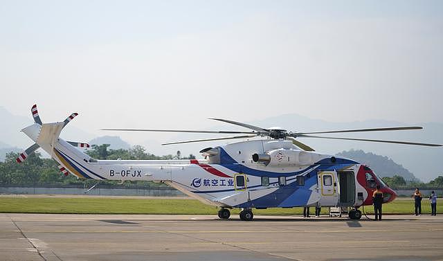 国家再添利器！大型民用直升机 AC313A 首飞成功 - 11