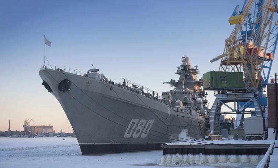 俄黑海舰队旗舰遭导弹重创全员弃舰？雪上加霜的俄海军太难了 - 18