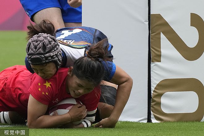 中国女子橄榄球队29-0狂胜日本 徐晓燕两次成功达阵 - 3