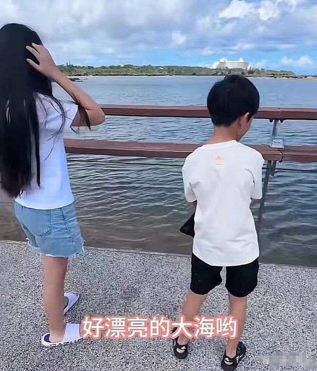 汪小菲马筱梅带一双儿女澳门游，女儿疑穿着后妈买的漂亮裙子 - 3