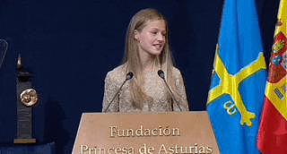 18 岁西班牙女王储入伍，将成海陆空总司令！欧洲最强女王？ - 38