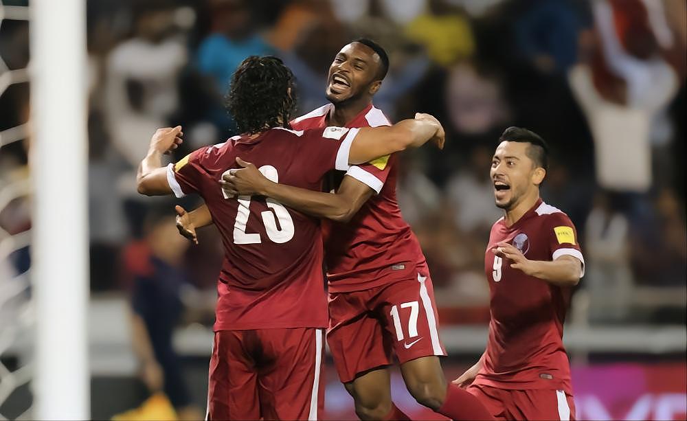 世界杯奇葩故事：卡塔尔归化德甲金靴被叫停，国王怒砸300亿 - 5