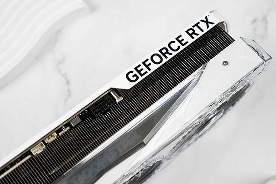 释放无限潜能，影驰 GeForce RTX 4080 SUPER 星曜OC 评测 - 3
