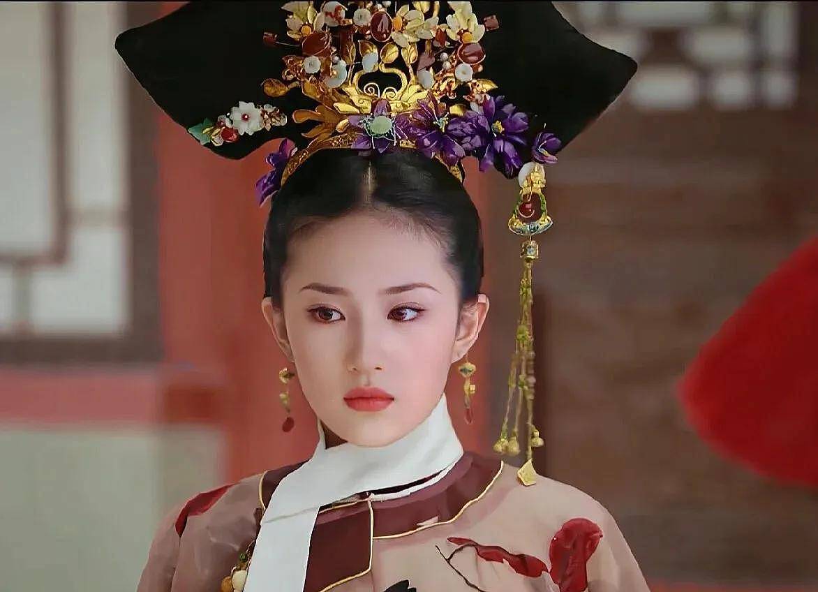 为什么刘亦菲从不接清宫戏，当她换上“甄嬛装”后，一出场就剧终 - 15