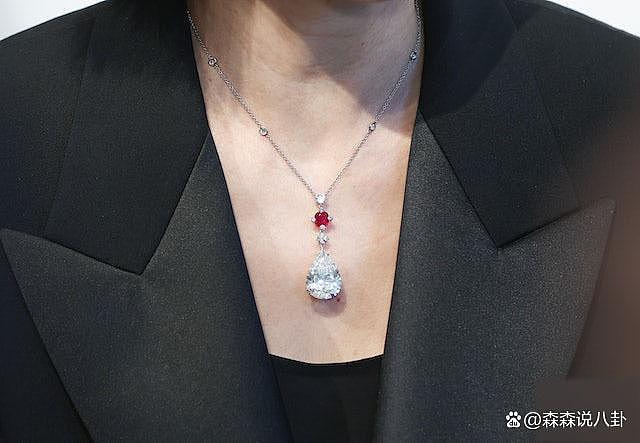 关之琳将出售数亿珠宝做慈善，进入 60 岁的她豪言不愁没钱花 - 7