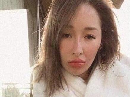 42 岁萧亚轩公开伤情，眼神迷离涣散，右脸明显凹陷触目惊心 - 9