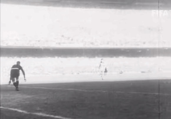 1950世界杯囧事：印度想光脚参赛，球迷接连自杀又是为啥 - 21