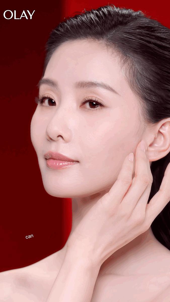 36 岁刘诗诗广告状态引争议，生图眼窝凹陷瘦脱相 - 5