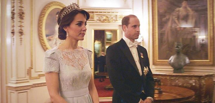 凯特王妃再戴珍珠泪皇冠，换条水晶纱裙更高级，这次美得闪耀全场 - 10