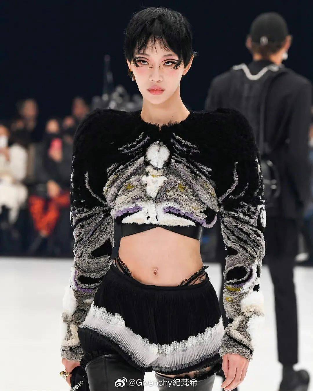 Fashion Weekly|MIUMIU官宣允儿成为品牌大使;丝塔芙宣布罗云熙为代言人 - 5