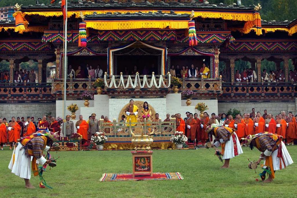 亚洲颜值天花板的不丹王室，一生爱一人的故事是真的吗 - 62