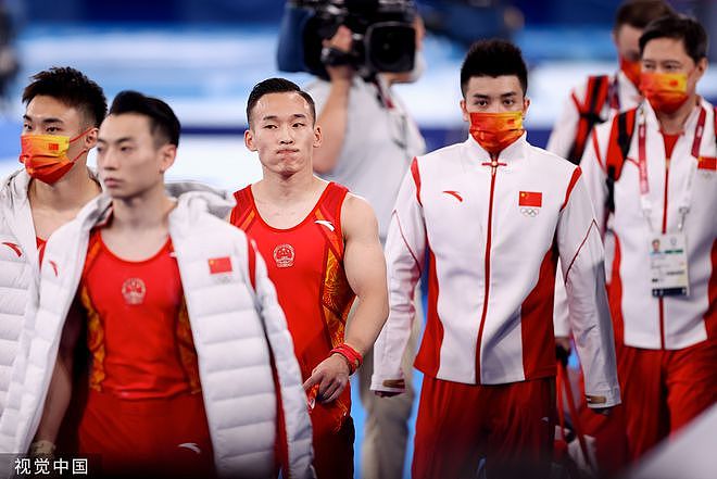 中国体操男团:输得起不气馁 3年后巴黎奥运再战! - 1