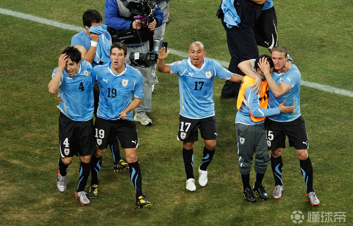 世界杯32强巡礼之乌拉圭：老炮们的最后一舞，新生代勇挑大梁 - 11