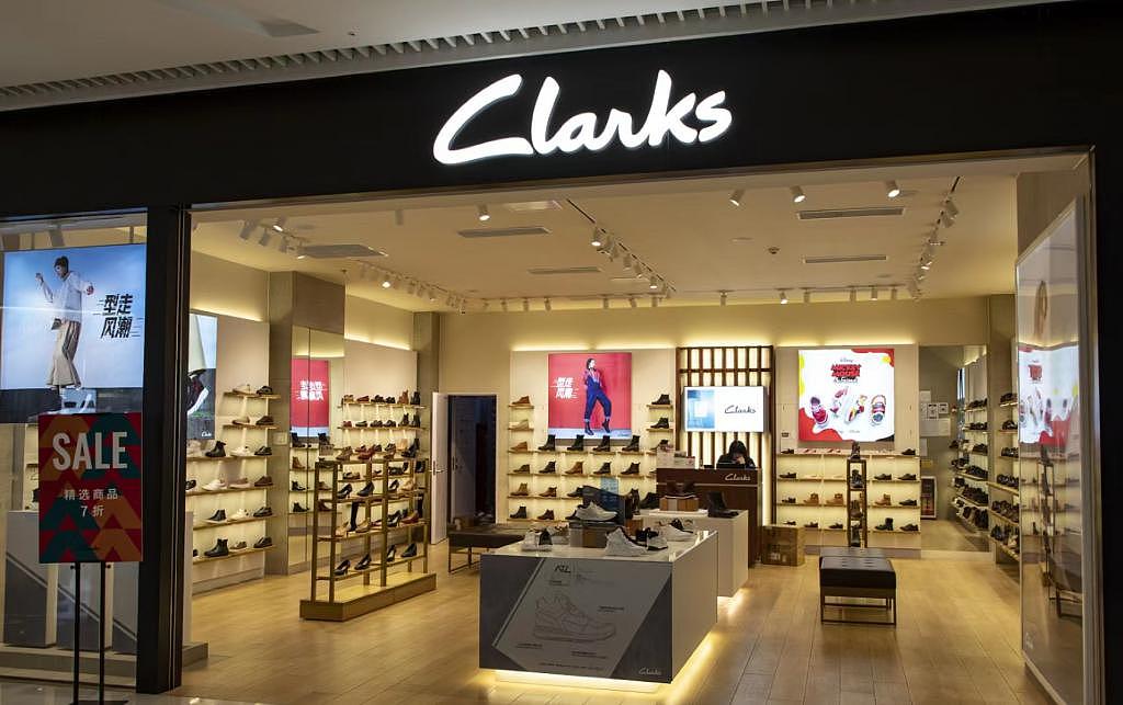 8.4 亿收购国际品牌 Clark，李宁“摸着安踏过河”？ - 1