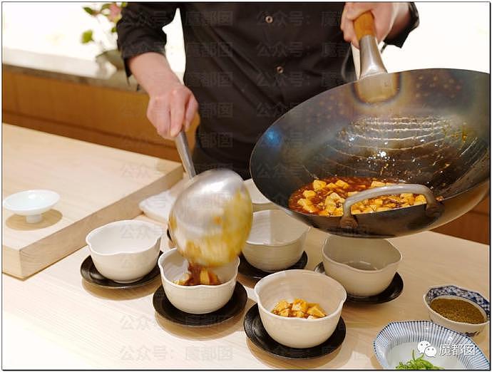 上海餐厅两人吃 4400 元：米饭只有 1 筷子，牛肉像指甲盖 - 21