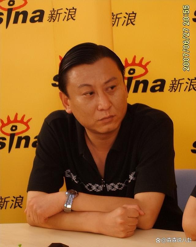 刘兰芳之子相声演员王玉因胃癌去世，冯巩李金斗送花圈 - 16