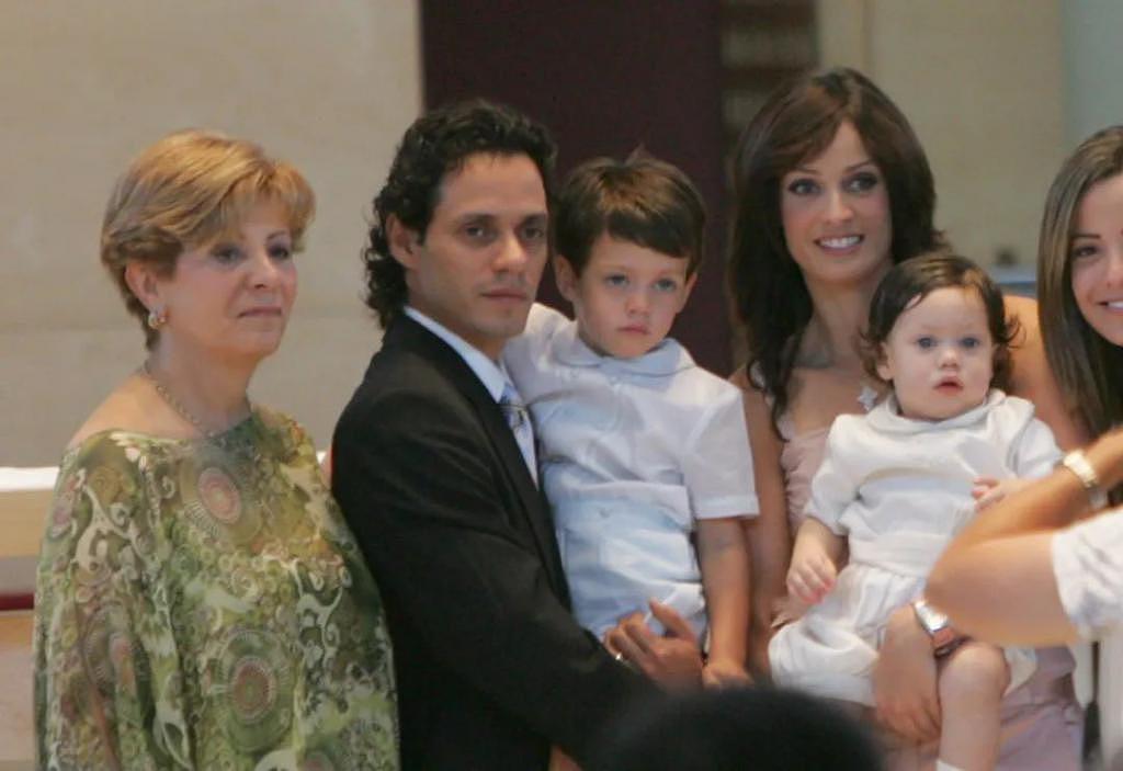 与 4 位大美人生 7 个孩子，詹妮弗 · 洛佩兹这位相貌平平的前夫哥是何方神圣 - 79