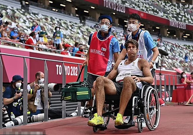 不幸！抗癌斗士奥运赛场遭遇重伤 坐轮椅离开 | GIF - 7