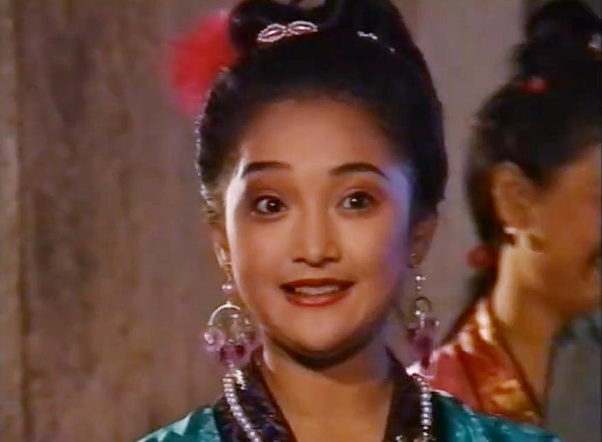 内地第一美人，30 年后依然吊打内娱 - 6