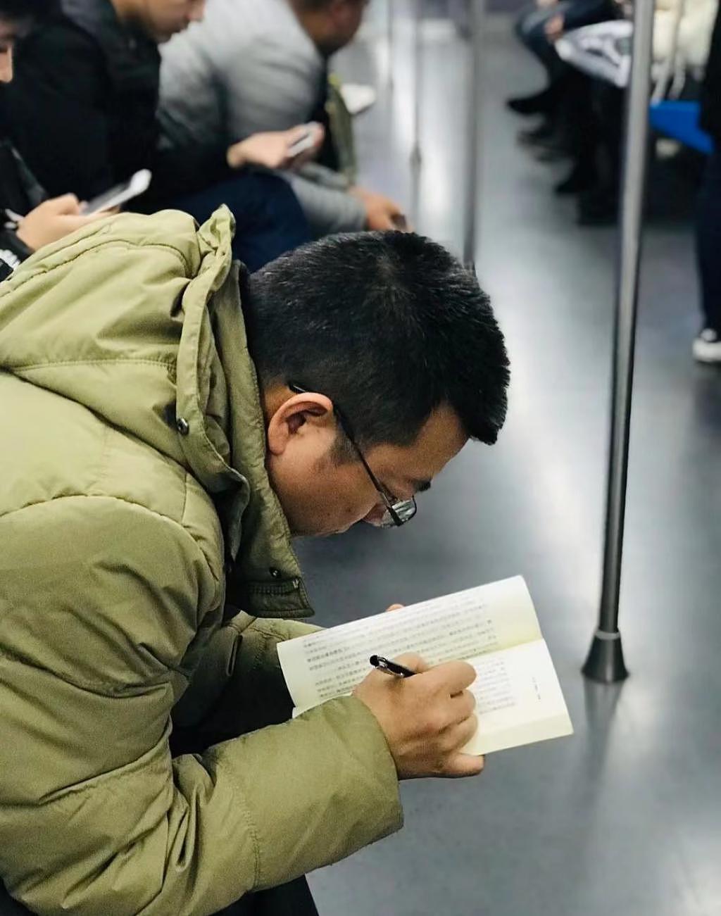 在北京，青年把 1/4 的生命献给通勤 - 28