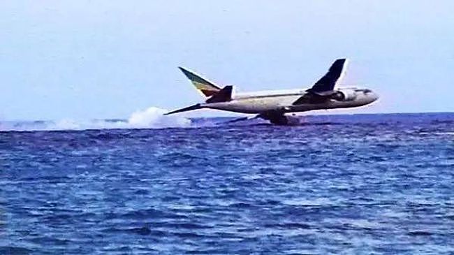 人类历史上最笨的3个劫机者：1996年11月23日埃航961号班机被劫持 - 1
