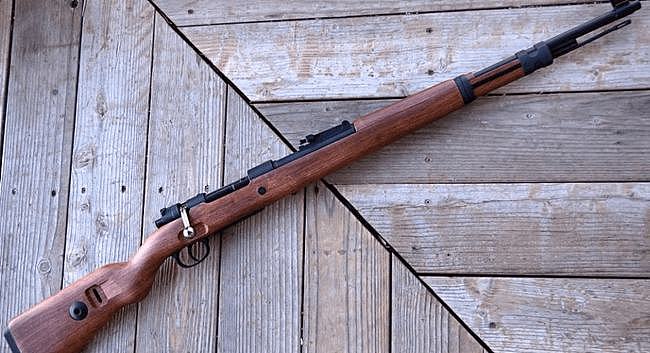 它是枪械历史上的经典 无数国家仿造 可靠性极高的毛瑟步枪 - 6