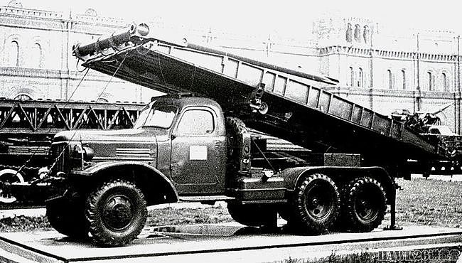 图说：吉斯-151卡车“苏联斯蒂庞克”二战后苏军最爱的越野车辆 - 25