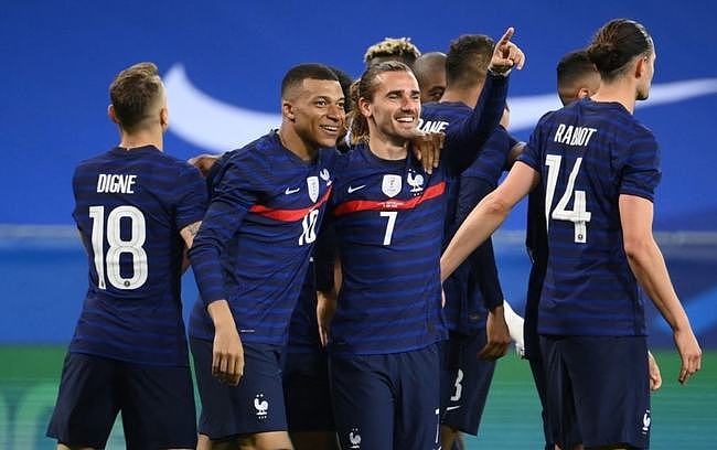 8-0！26分钟进3球！姆巴佩踢疯了！法国提前晋级2022年世界杯正赛 - 1