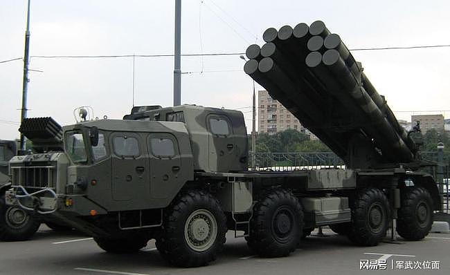 俄罗斯装备新型火箭炮，采用模块化设计，提升炮兵远程打击能力 - 3