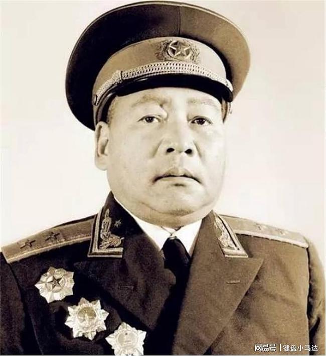 李德生任北京军区司令员时，军区副司令有几位，他们都是谁 - 4