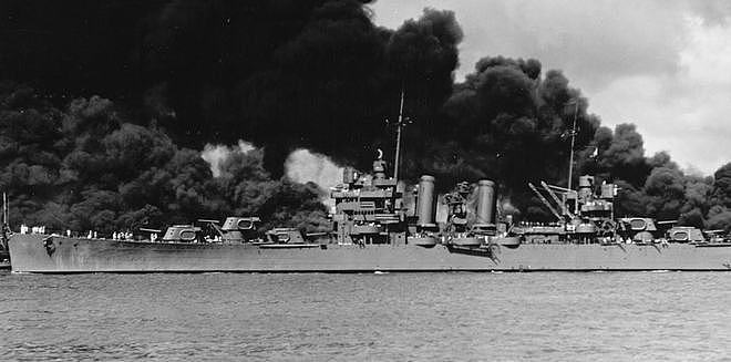阿根廷海军的宝贝！比莫斯科号更大的巡洋舰，是如何被击沉的 - 2