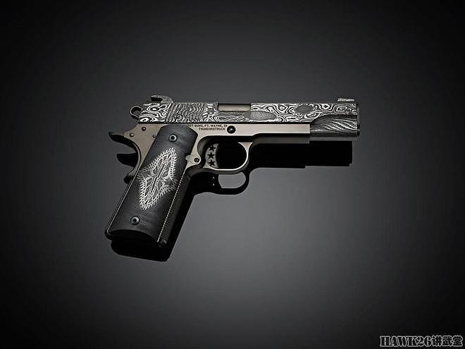 卡博特“雷击”1911手枪 巧妙运用大马士革钢材 展现大自然威力 - 3