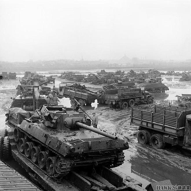 1944年堆积如山的美军装甲残骸 为防止影响士气 照片被长期管控 - 5