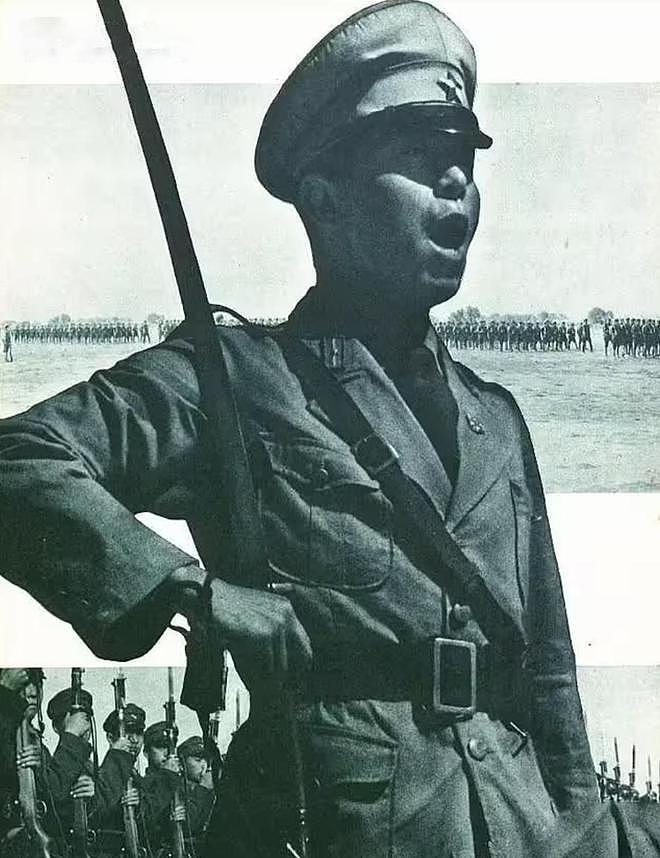 抗战期间伪军四大派系的军帽和制服 - 11
