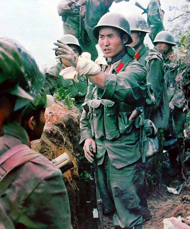 惨烈的1.7拔点战：解放军88人杀伤300，越军感叹：战力堪比2个团 - 11