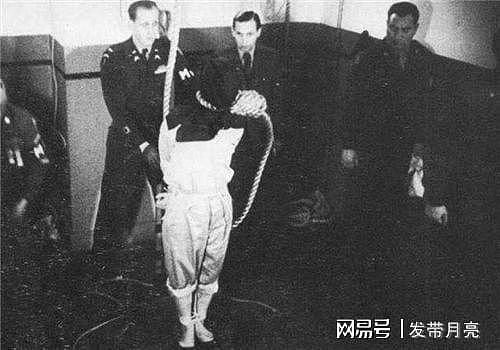 东条英机绞刑全程：行刑前瑟瑟发抖，死后满脸泪水，后被美军焚尸 - 6