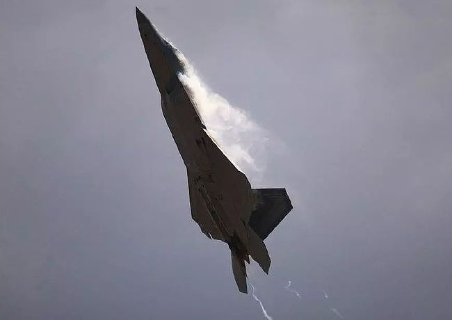 美军的F-22猛禽战斗机隐身效果有多厉害？ - 5