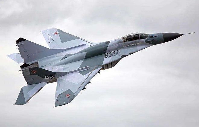 优先考虑自己安全 波兰重申：在北约框架内向乌军提供俄制战机 - 1
