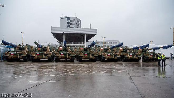 波兰总统亲自迎接第一批韩国重型武器 K2主战坦克 K9自行榴弹炮 - 1